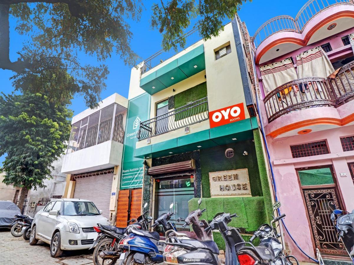 Oyo Flagship Green House อัครา ภายนอก รูปภาพ