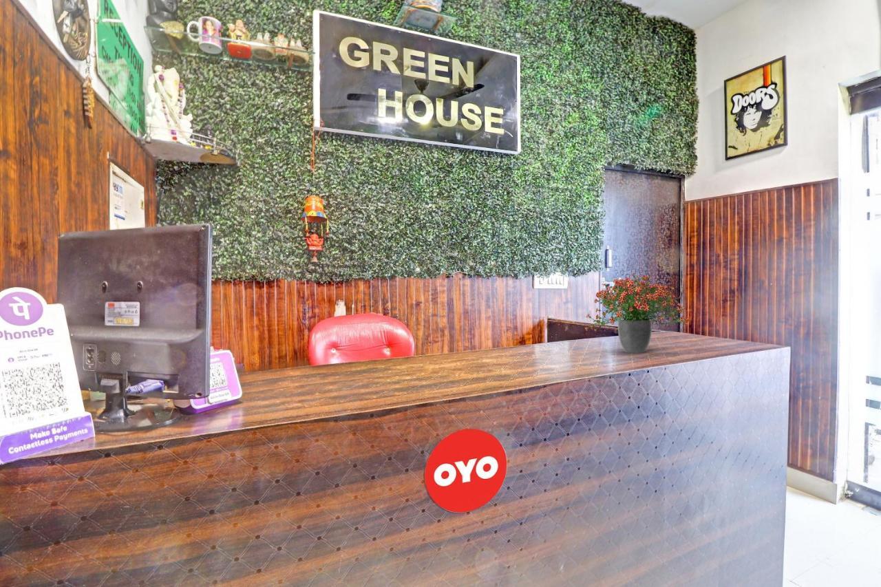 Oyo Flagship Green House อัครา ภายนอก รูปภาพ